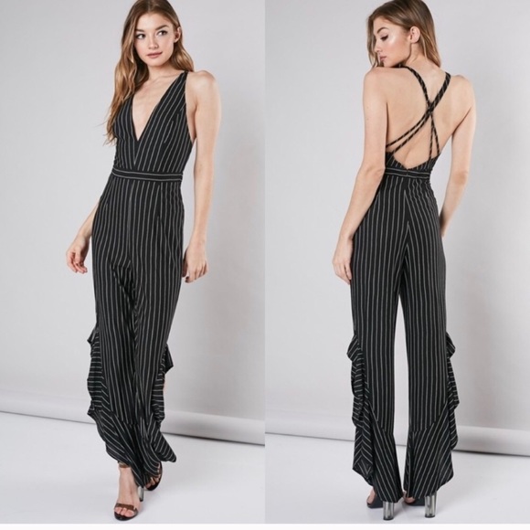 NWT 💥Clearance Black White Pin striped jumpsuit. - Picture 8 of 8